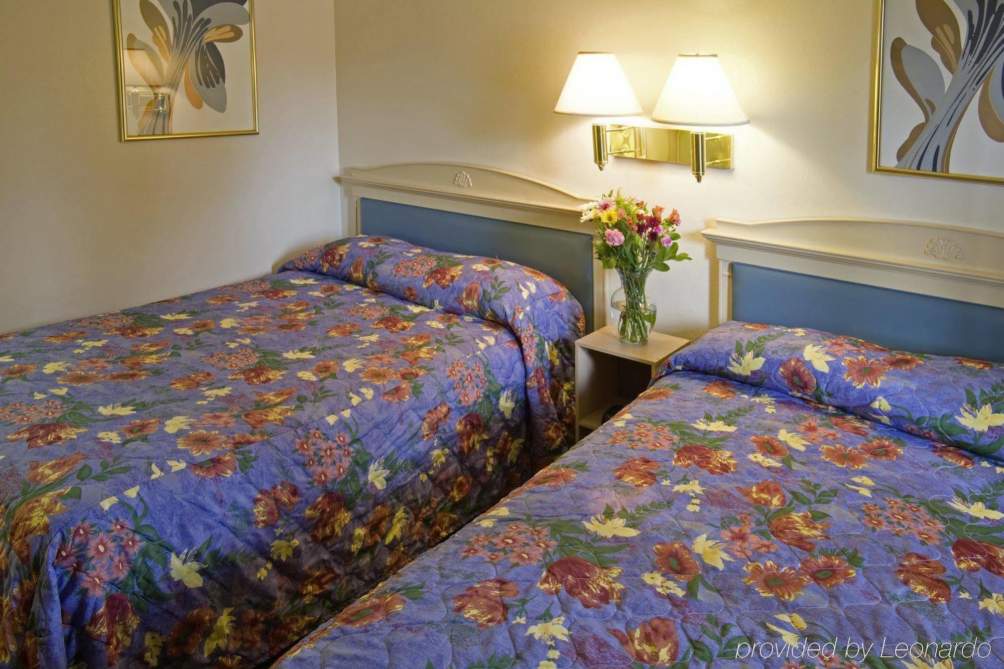 Americas Best Value Inn Thousand Oaks Szoba fotó