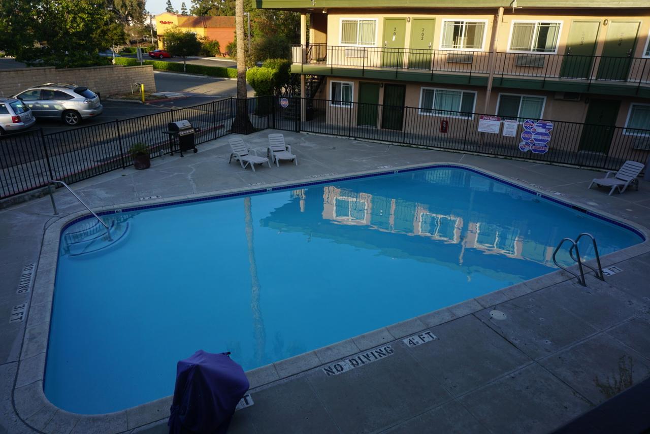Americas Best Value Inn Thousand Oaks Kültér fotó