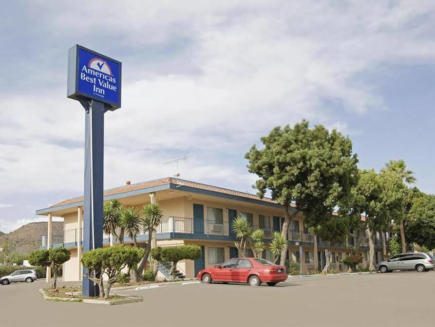 Americas Best Value Inn Thousand Oaks Kültér fotó