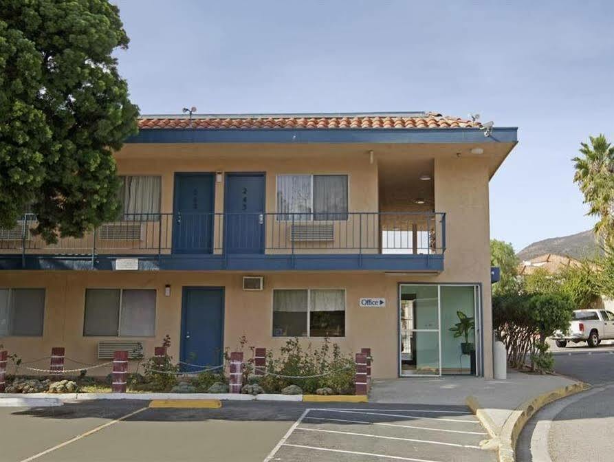 Americas Best Value Inn Thousand Oaks Kültér fotó